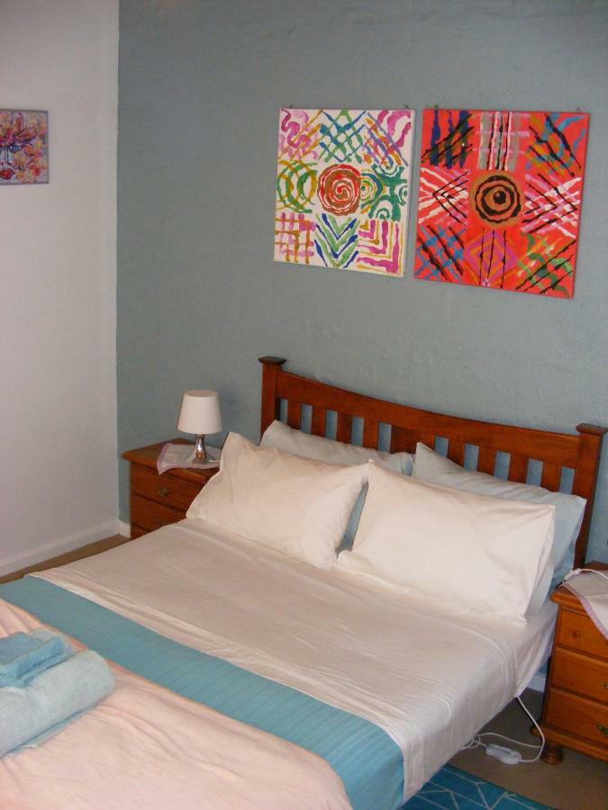 Trevalia Accommodation Penwortham Exterior photo
